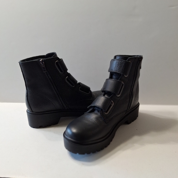 Steve Madden Black Leather Wayne Grunge Goth Gorpcore Lug Sole Moto Boots Size 8 - Picture 7 of 15
